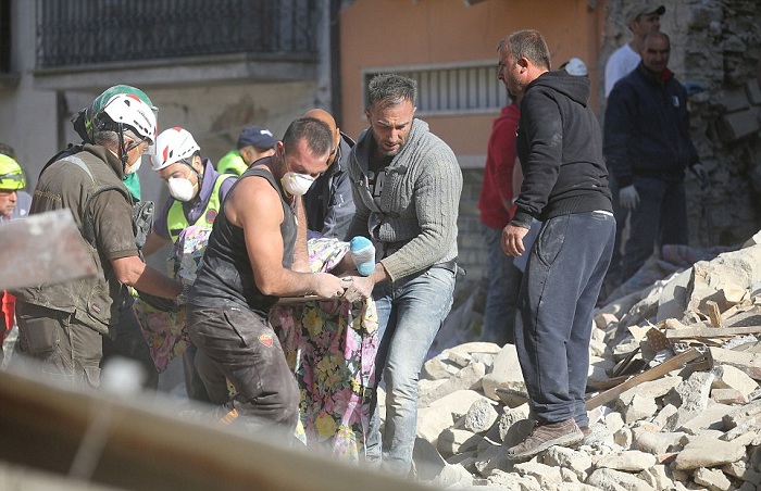 Earthquake in central Italy leaves at least 38 dead - NO COMMENT
